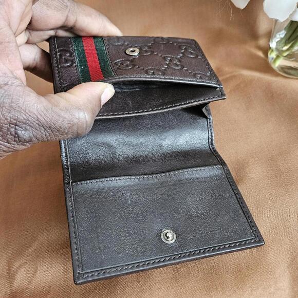 Men's Gucci GG Brown Leather Bifold Card Wallet. - Picture 6 of 10